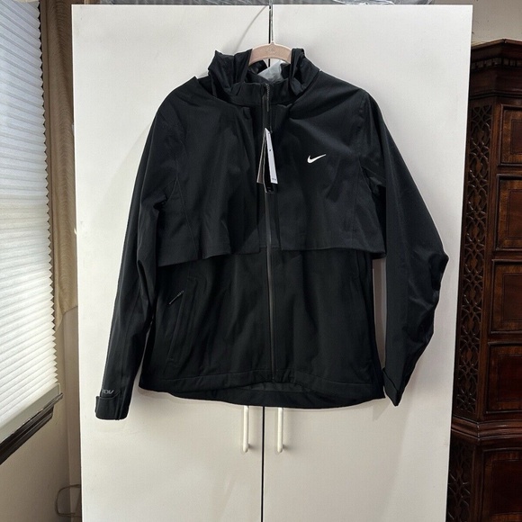 Nike Women’s Storm-FIT ADV Waterproof Golf Jacket/Vest Black Size Small NWT $250 - Picture 3 of 8